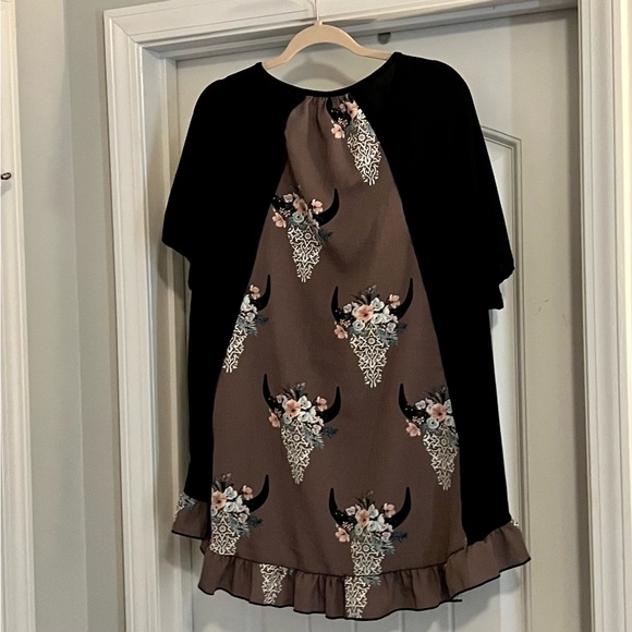 Black Ribbed Blouse - Picture 2 of 4